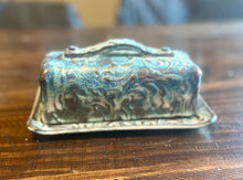 Load image into Gallery viewer, Dark Blue/ Brown Traditional Style Butter Dish